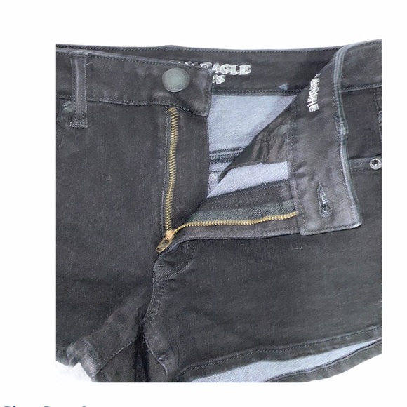 American Eagle Hi-Rise Shortie Shorts - Picture 2 of 5